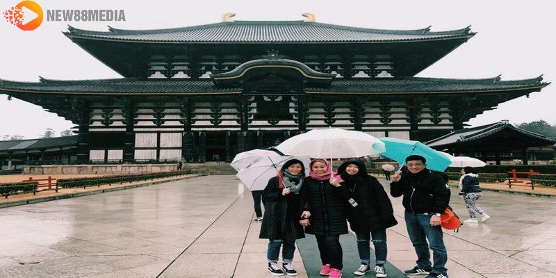 Gia đình nên đi du lịch Nhật Bản tự túc hay mua tour